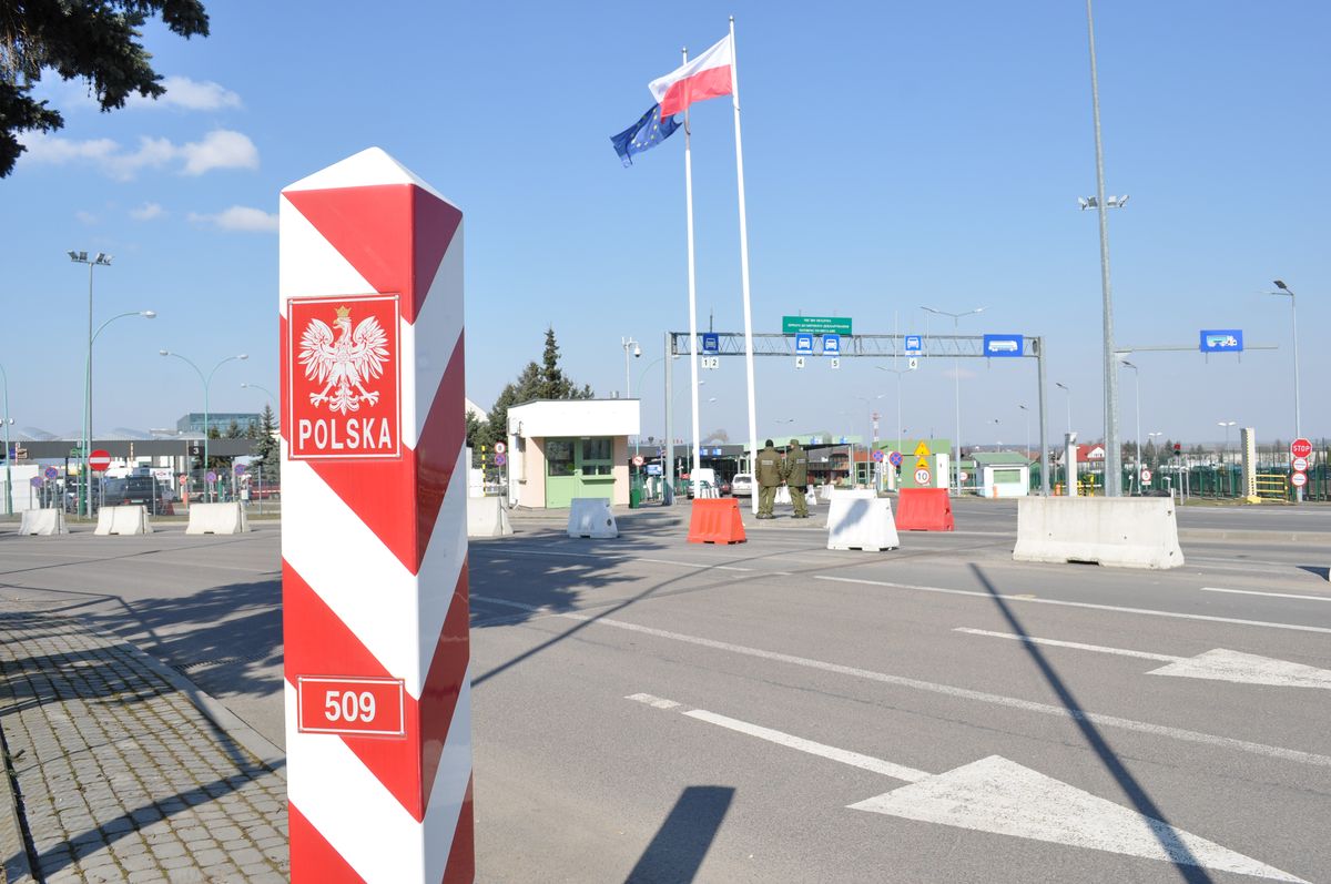 Польша отменила 10-дневный карантин