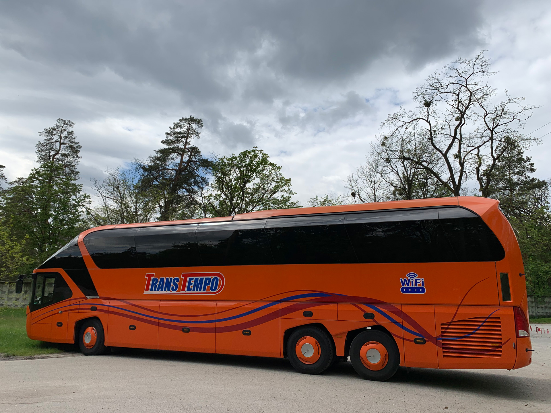 Автобус Ровно - Радом