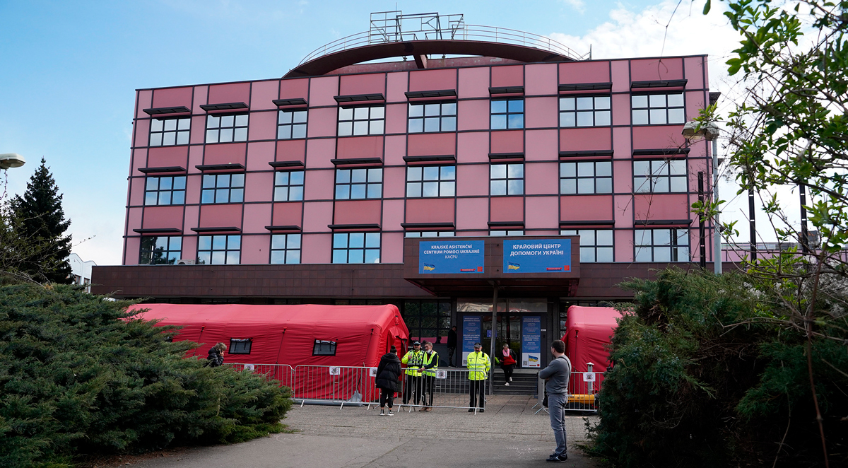 В Праге возобновил работу центр приема беженцев